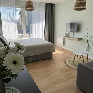  Apartment Mani Belgien